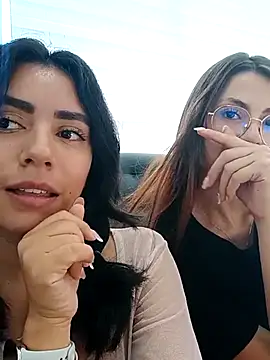 Snapshot of GiiirlPower chatting on 4, 3, 2025 GiiirlPower online show from 4, 3, 2025