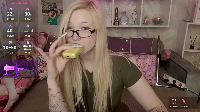 Snapshot of MeowkaKitty chatting on 8, 1, 2026 MeowkaKitty online show from 8, 1, 2026