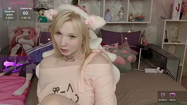 Snapshot of MeowkaKitty chatting on 28, 2, 2026 MeowkaKitty online show from 28, 2, 2026