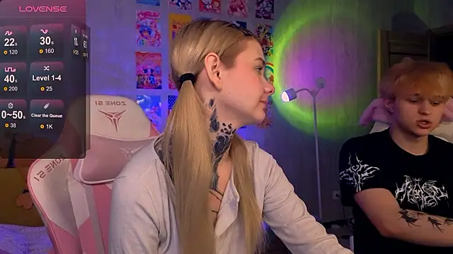 Britney Lynch online show from 13, 2, 2026