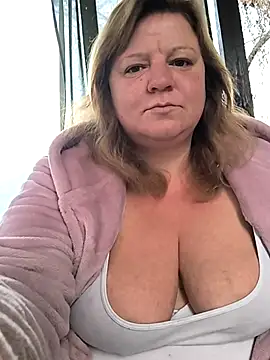 jusichka online show from 2, 11, 2025