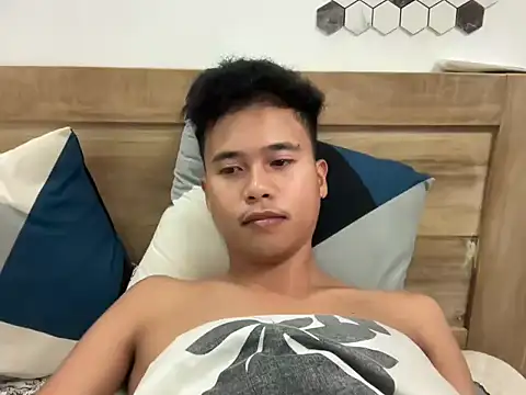 Asiantwink21 online show from 25, 9, 2025