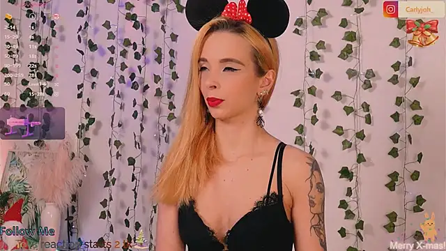 Snapshot of CarlyMilton chatting on 30, 12, 2024 CarlyMilton online show from 30, 12, 2024