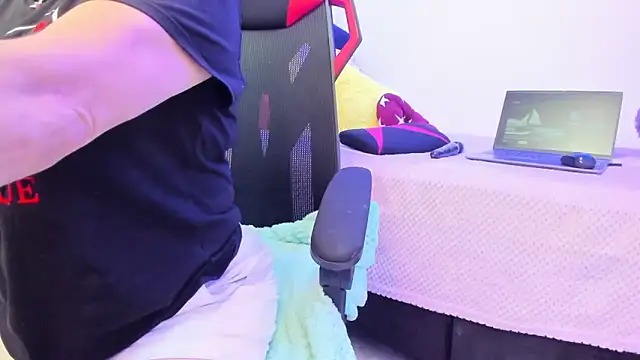 PaulinaSanders X online show from 23, 3, 2025