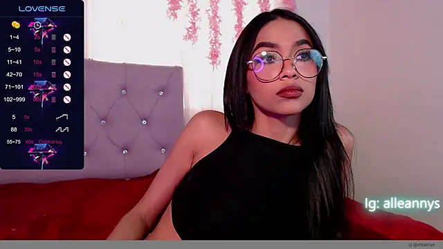 Snapshot of Alleanys_Cristal chatting on 21, 3, 2025 Alleanys Cristal online show from 21, 3, 2025