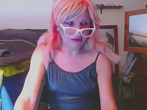 LorenJade online show from 15, 5, 2026