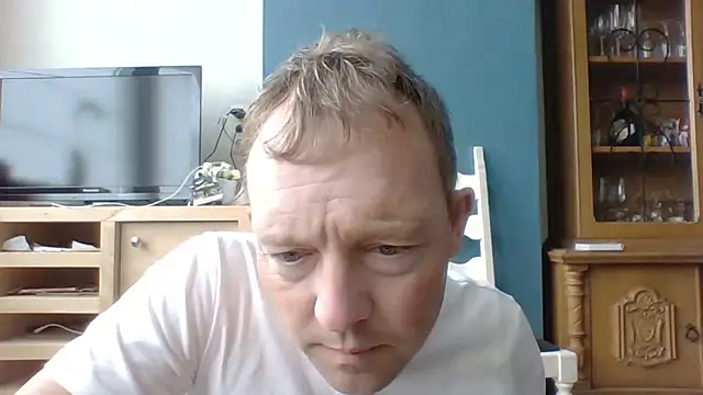 Snapshot of bertolini chatting on 21, 5, 2026 bertolini online show from 21, 5, 2026