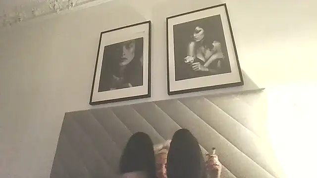 Jeanny Bln online show from 1, 12, 2024