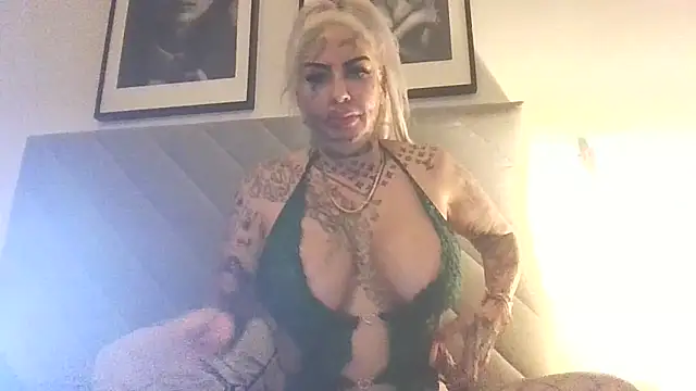 Jeanny Bln online show from 4, 12, 2024