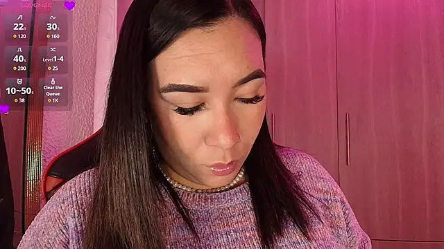 Snapshot of leahtemptation3 chatting on 26, 11, 2025 leahtemptation3 online show from 26, 11, 2025