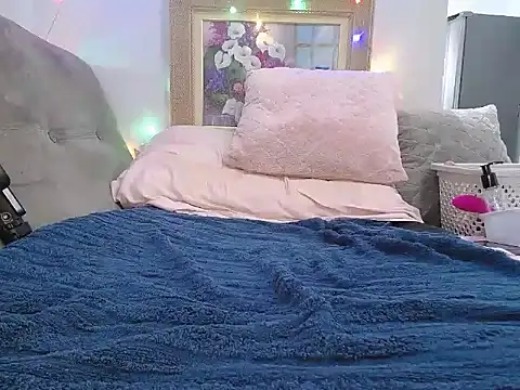 Snapshot of Irresistible24 chatting on 28, 2, 2025 Irresistible24 online show from 28, 2, 2025