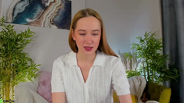 Sweett Monica online show from 6, 11, 2025