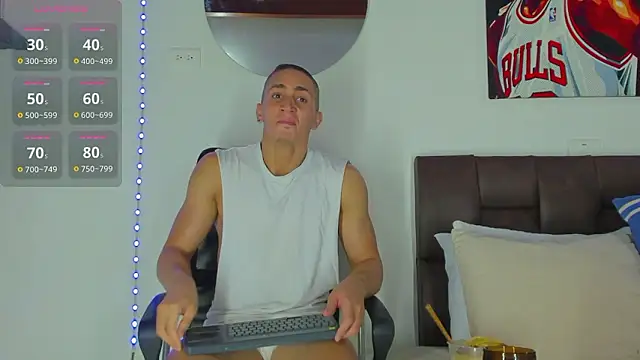 MikeRoss7777 online show from 2, 12, 2024