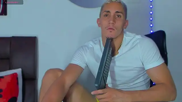 MikeRoss7777 online show from 17, 3, 2025