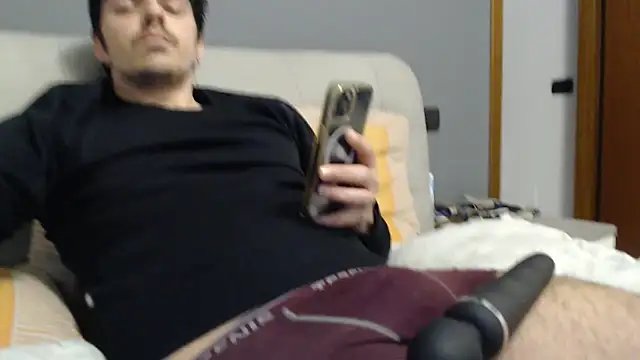 Snapshot of Rey_chard96 chatting on 12, 4, 2026 Rey chard96 online show from 12, 4, 2026