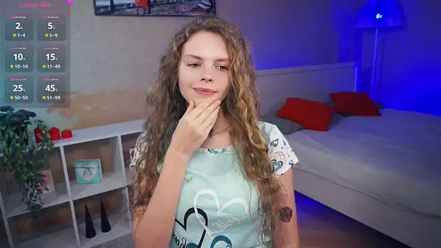 RayaNenlia online show from 10, 2, 2025