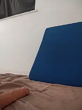 Snapshot of Yara0k chatting on 1, 12, 2025 Yara0k online show from 1, 12, 2025