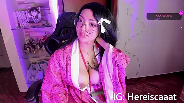 Snapshot of cataleya_kyuu__ chatting on 4, 12, 2024 cataleya kyuu online show from 4, 12, 2024