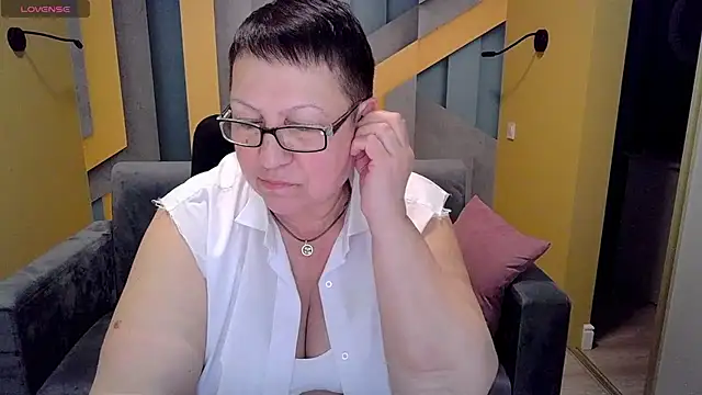 BarbaraTurners online show from 8, 3, 2025