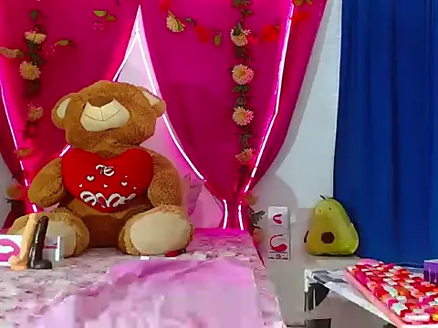 natashakissess online show from 16, 10, 2025