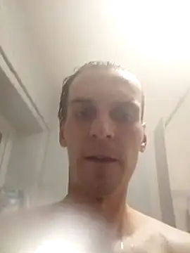 Mrleitenant online show from 15, 12, 2025