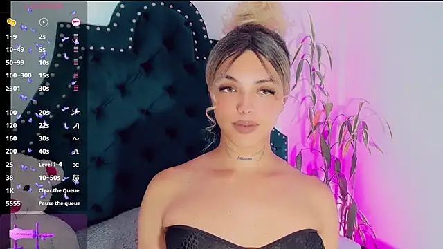 Snapshot of Emmaa_Saenz_ chatting on 22, 2, 2025 Emmaa Saenz online show from 22, 2, 2025