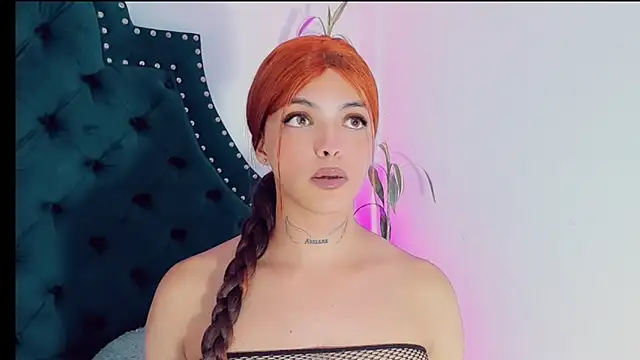 Snapshot of Emmaa_Saenz_ chatting on 13, 3, 2025 Emmaa Saenz online show from 13, 3, 2025