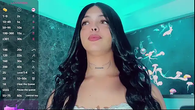 Snapshot of Emmaa_Saenz_ chatting on 25, 9, 2025 Emmaa Saenz online show from 25, 9, 2025