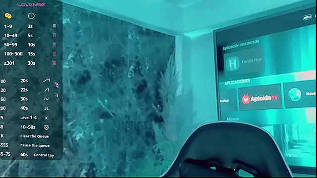 Snapshot of Emmaa_Saenz_ chatting on 17, 11, 2025 Emmaa Saenz online show from 17, 11, 2025