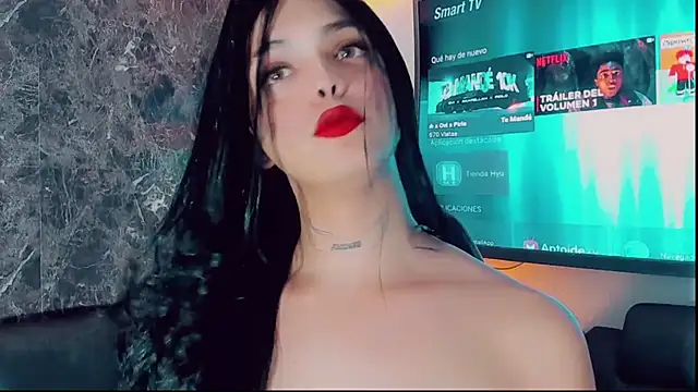 Snapshot of Emmaa_Saenz_ chatting on 26, 11, 2025 Emmaa Saenz online show from 26, 11, 2025