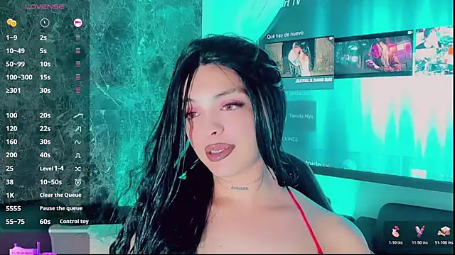 Snapshot of Emmaa_Saenz_ chatting on 13, 12, 2025 Emmaa Saenz online show from 13, 12, 2025