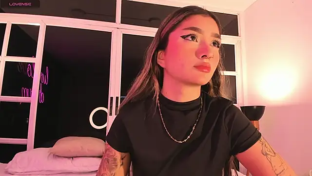 Snapshot of Arianavillada chatting on 17, 3, 2025 Arianavillada online show from 17, 3, 2025
