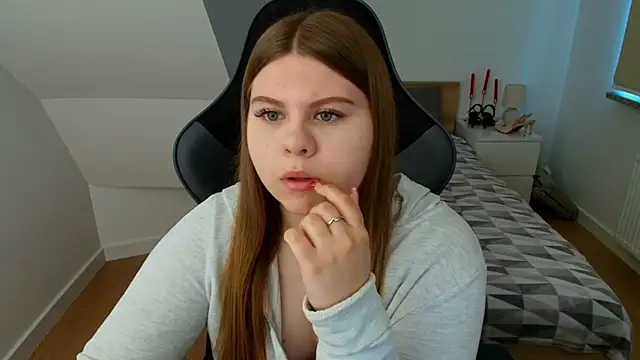 Snapshot of AbbyPleasure chatting on 6, 5, 2026 AbbyPleasure online show from 6, 5, 2026