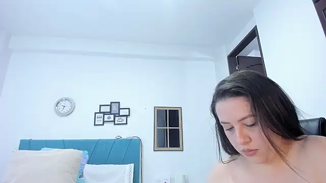 kamila lopez online show from 14, 9, 2025