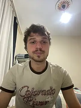 oguuxum online show from 7, 4, 2026