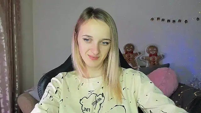 Snapshot of RouseReed chatting on 22, 11, 2025 RouseReed online show from 22, 11, 2025