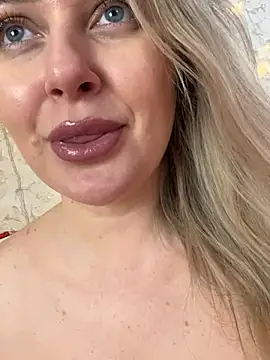 Snapshot of LadyLolyPop_ chatting on 6, 3, 2025 LadyLolyPop online show from 6, 3, 2025