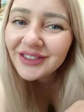 Snapshot of LadyLolyPop_ chatting on 4, 10, 2025 LadyLolyPop online show from 4, 10, 2025