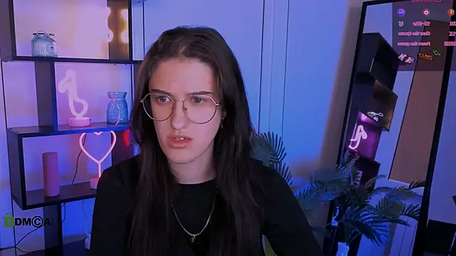 scarlet mooore online show from 23, 9, 2025