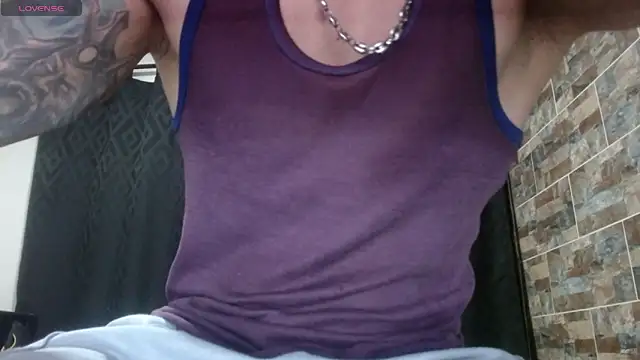 Snapshot of babyrecord1 chatting on 13, 12, 2025 babyrecord1 online show from 13, 12, 2025