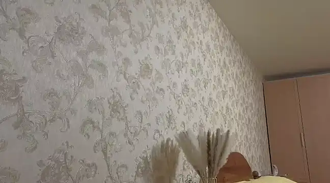 Snapshot of me_lissa_sun13 chatting on 30, 1, 2025 me lissa sun13 online show from 30, 1, 2025