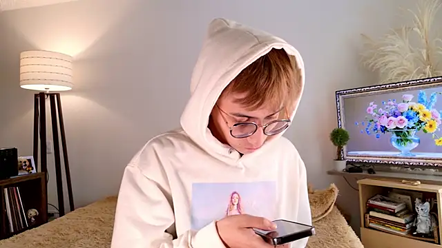 Snapshot of Mr_evan1 chatting on 9, 11, 2025 Mr evan1 online show from 9, 11, 2025