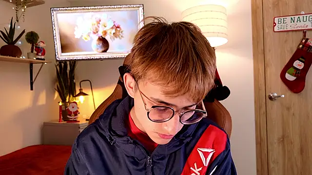 Snapshot of Mr_evan1 chatting on 26, 11, 2025 Mr evan1 online show from 26, 11, 2025