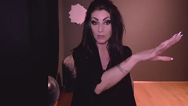 Saintrebella online show from 18, 2, 2025