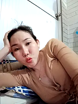 Ana love2000 online show from 2, 3, 2025