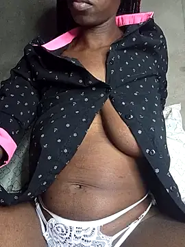 lachilena027 online show from 23, 10, 2025