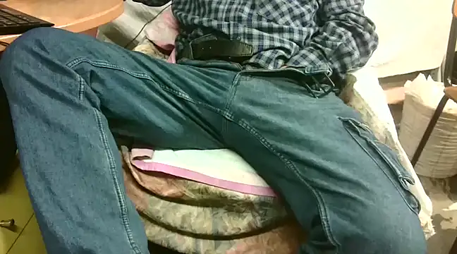 Giulio35 Pika online show from 16, 2, 2025