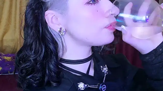 zephirahabney online show from 7, 2, 2026