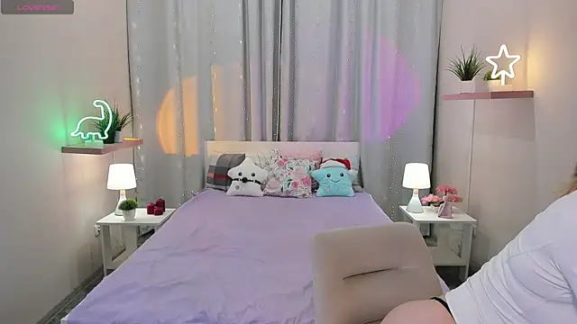 TiffanyBatson online show from 5, 12, 2024