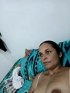 Snapshot of GiveLove1 chatting on 9, 9, 2025 GiveLove1 online show from 9, 9, 2025